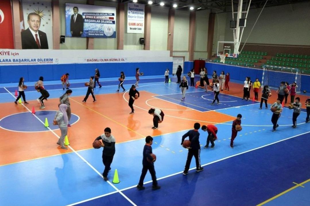Nevşehir&rsquo;de Geleceğin Basketbolcuları Yetişiyor