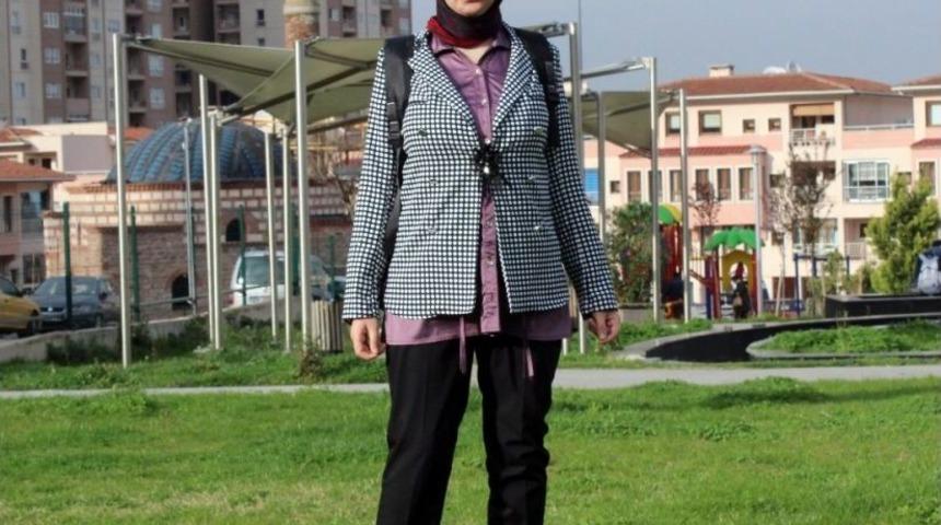 Ms Hastası Gen&ccedil; Kız Şiirle Ayağa Kalktı