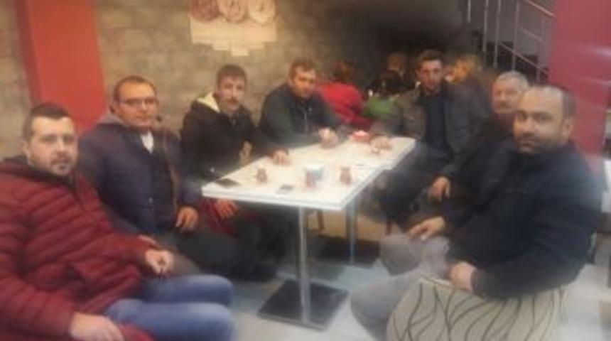 T&uuml;t&uuml;nc&uuml; Esnafı Bir Araya Geldi