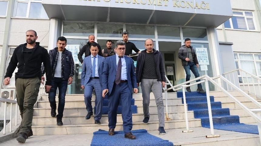 Kaymakam Uzan’dan Kaymakam Çetin’e Ziyaret