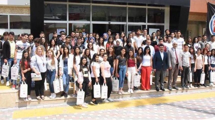 Başkan Uğurlu, Gen&ccedil;lerle Bir Araya Geldi