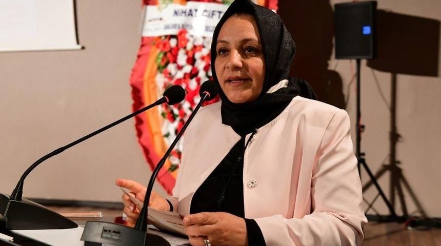 Emine Beder Anneler İ&ccedil;in Mutfak Sırlarını Anlattı