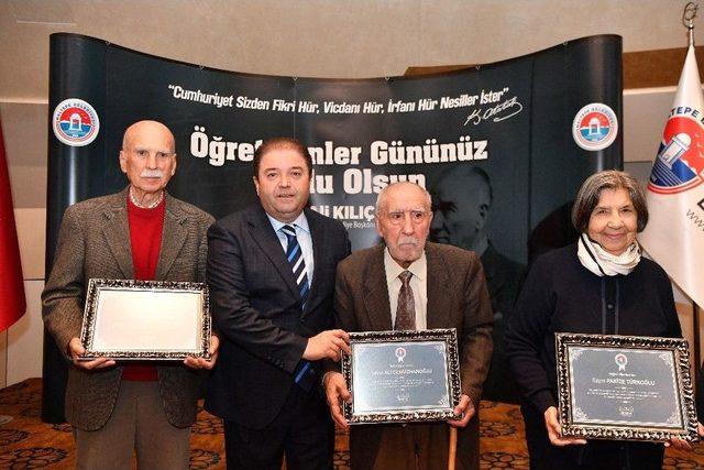 Emektar Öğretmenler “öğretmenler Günü’nde Buluştu