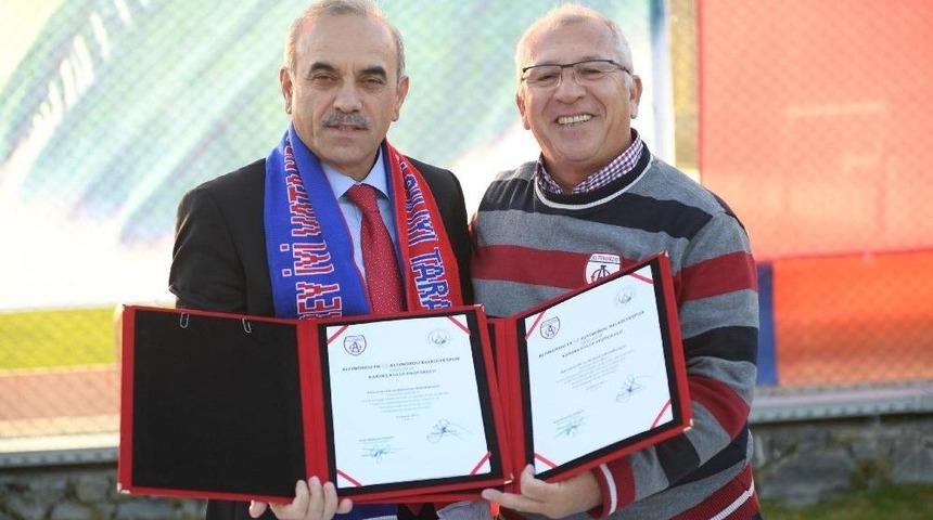 Altınordu, Ordu Altınorduspor İle Kardeş Kul&uuml;p Oldu