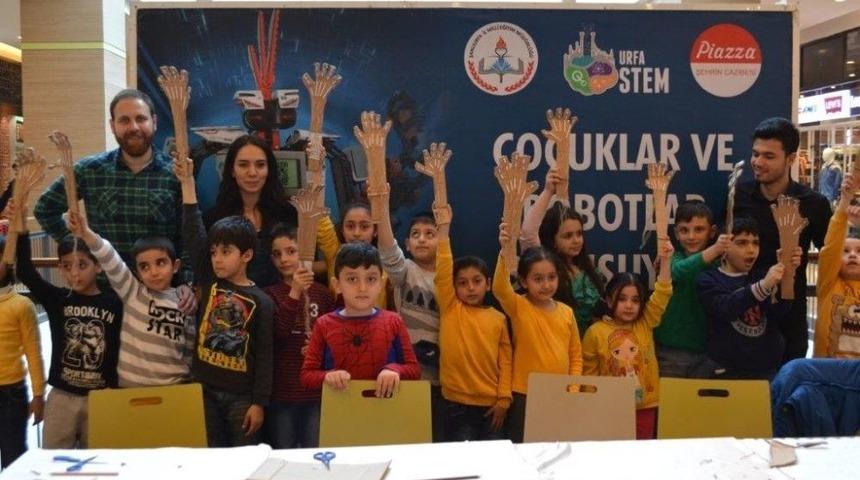 Robotik Kodlama Ve Tasarım At&ouml;lyesi A&ccedil;ıldı