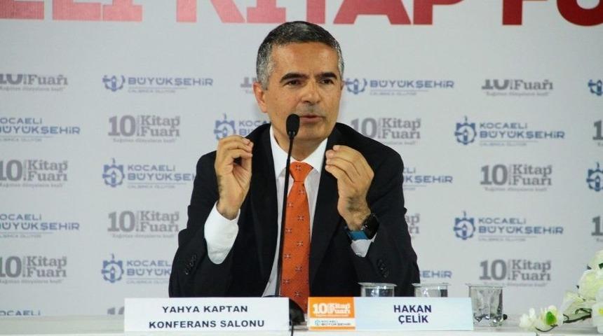 Gazeteci Hakan &Ccedil;elik, Kocaeli Kitap Fuarı&rsquo;nda