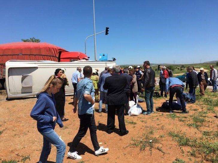 Balıkesir’de Feci Kaza: 19 Yaralı G1