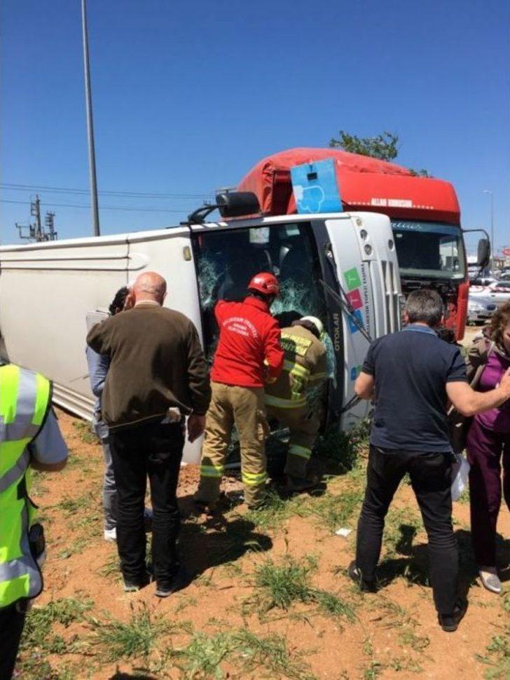 Balıkesir’de Feci Kaza: 19 Yaralı G2