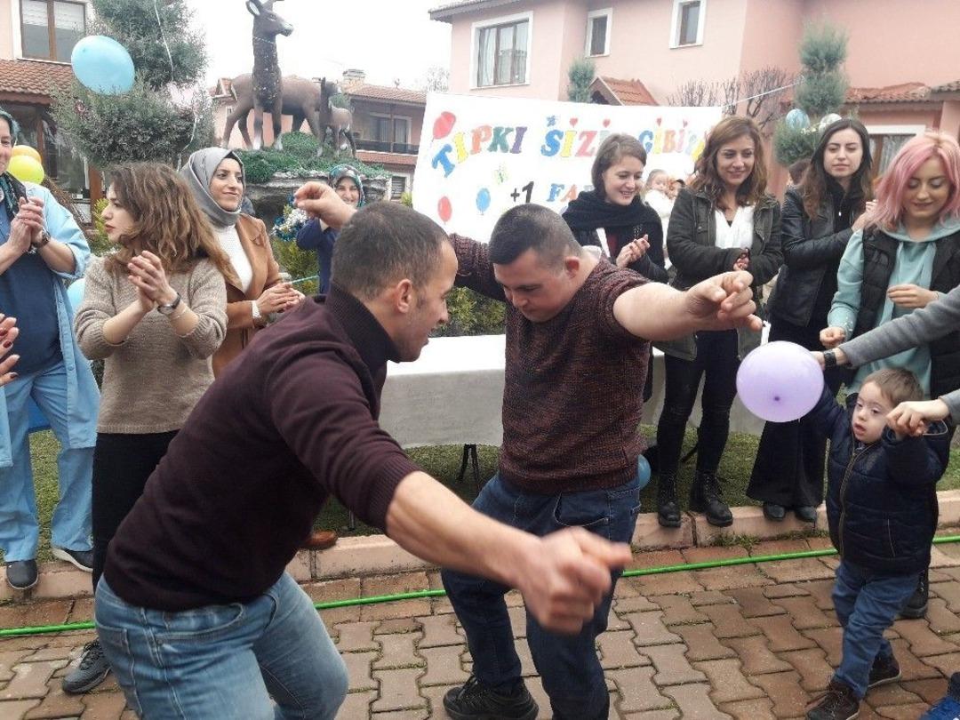 &Ouml;zel &Ccedil;ocuklar Down Sendrom Farkındalık G&uuml;n&uuml;&rsquo;nde Doyasıya Eğlendiler