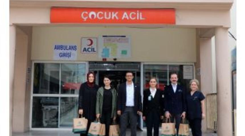 Yeni Doğum Yapan Kadınların İlk &rsquo;anneler G&uuml;n&uuml;&rsquo; Kutlandı