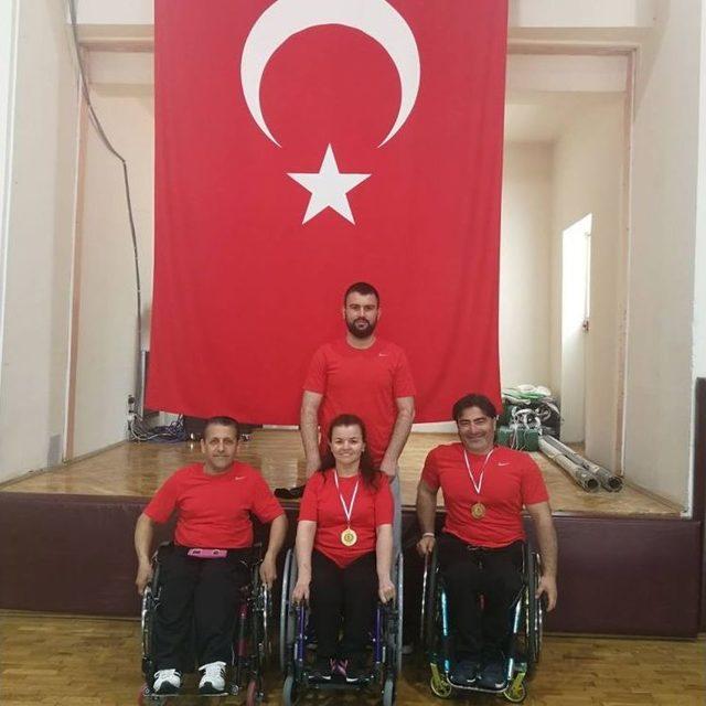 Buca, Engelli Badminton Da Türkiye Şampiyonu