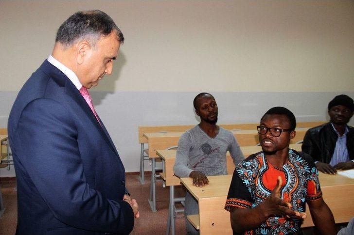 Ganalılar Elazığ’da Öğretmen Oluyor G3