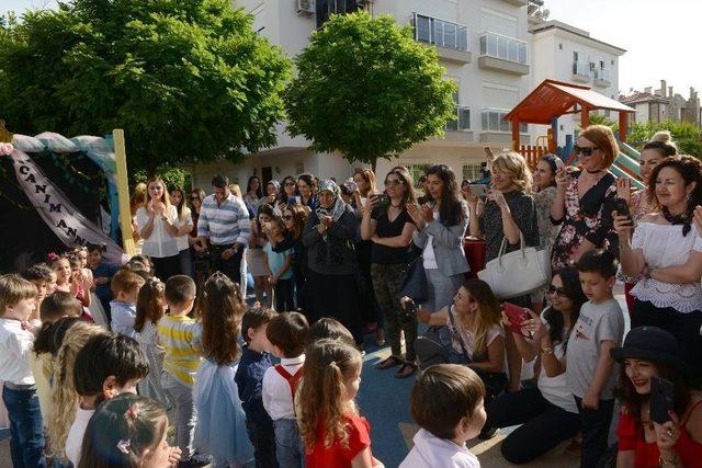 Konyaaltı Belediyesi Kreşleri’nde Annelere Sürpriz