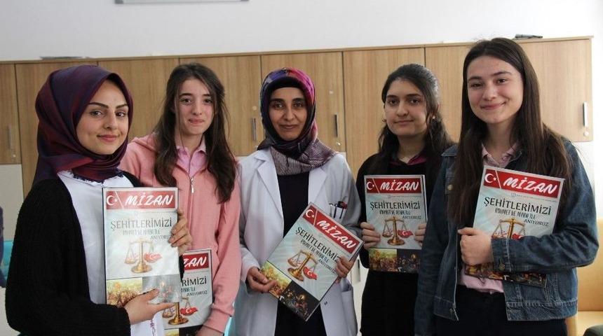 Öğrenciler Şehitlerin Anısına Dergi Çıkardı