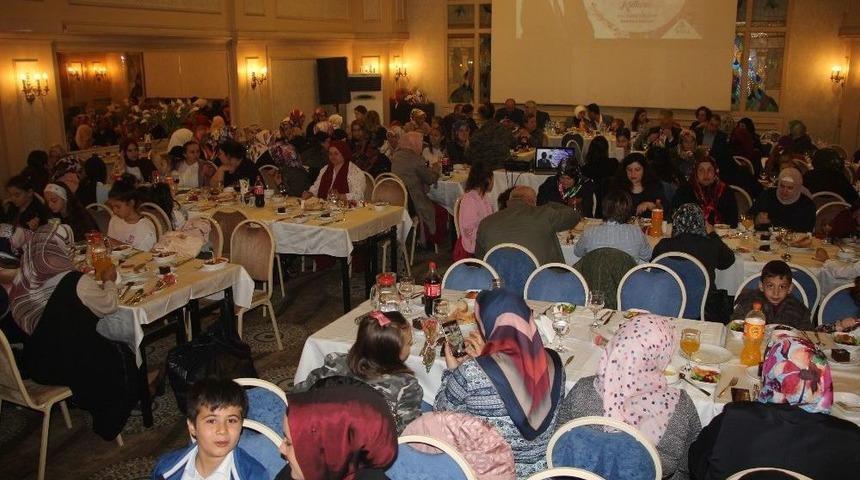 Ma&ccedil;ka Belediyesi 4. Geleneksel Anneler G&uuml;n&uuml; Programı Ger&ccedil;ekleştirildi