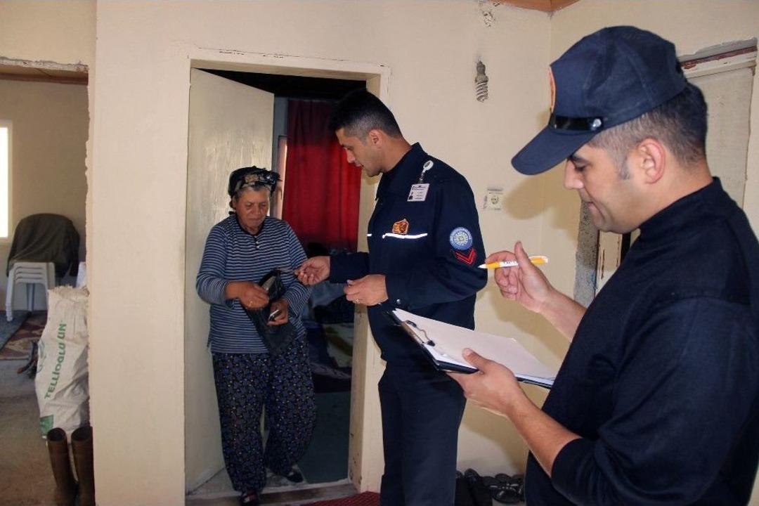 Depremin Vurduğu Arıcılar Mahallesi&rsquo;nde Hasar Tespit &Ccedil;alışması