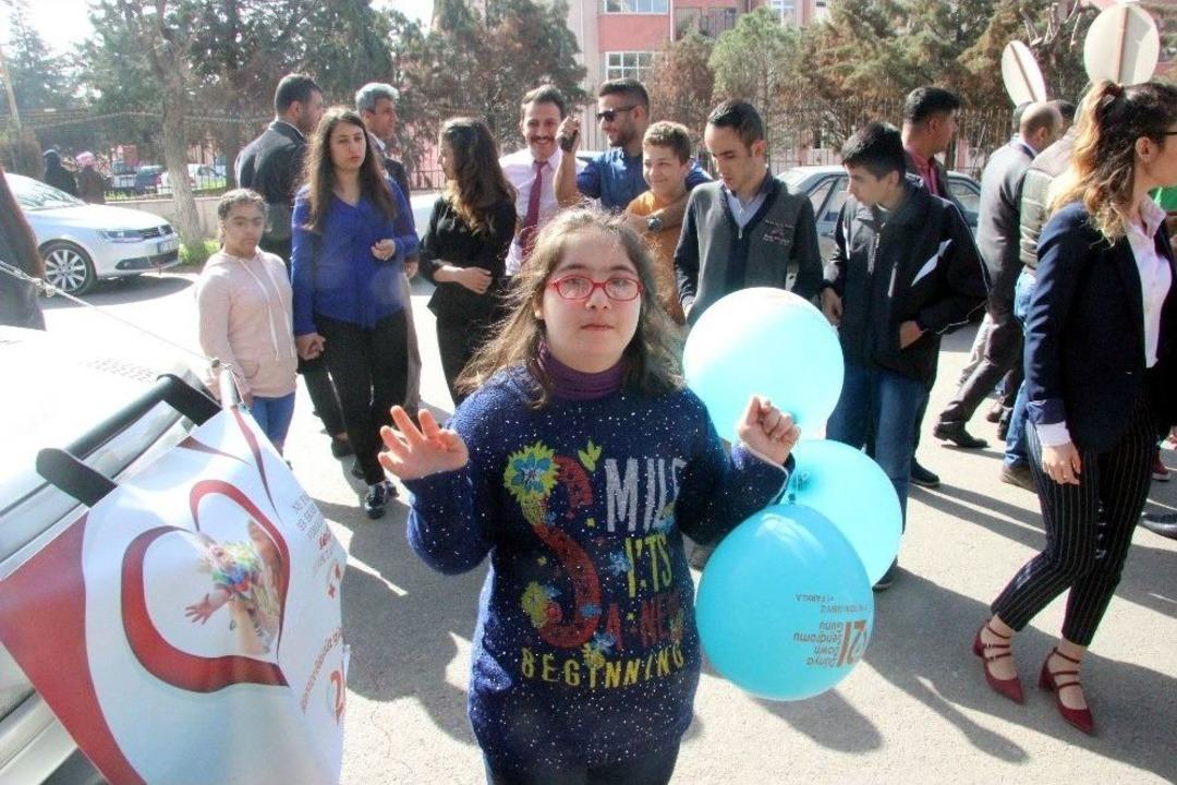 D&uuml;nya Down Sendromu G&uuml;n&uuml; Nedeniyle Etkinlik D&uuml;zenlendi