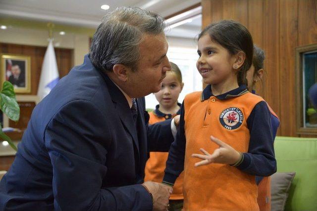 Çevreci Öğrencilerden Başkan Çerçi’ye Teşekkür