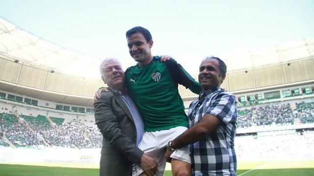 Bursaspor, Batalla’ya Veda Ediyor