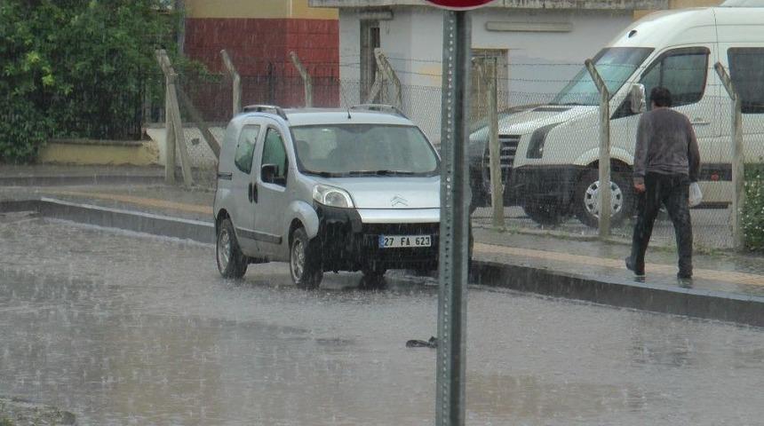 Gaziantep&rsquo;te Sağanak Yağış