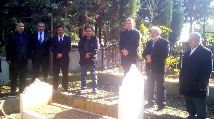 Vefat Eden &Ouml;ğretmenler Unutulmadı