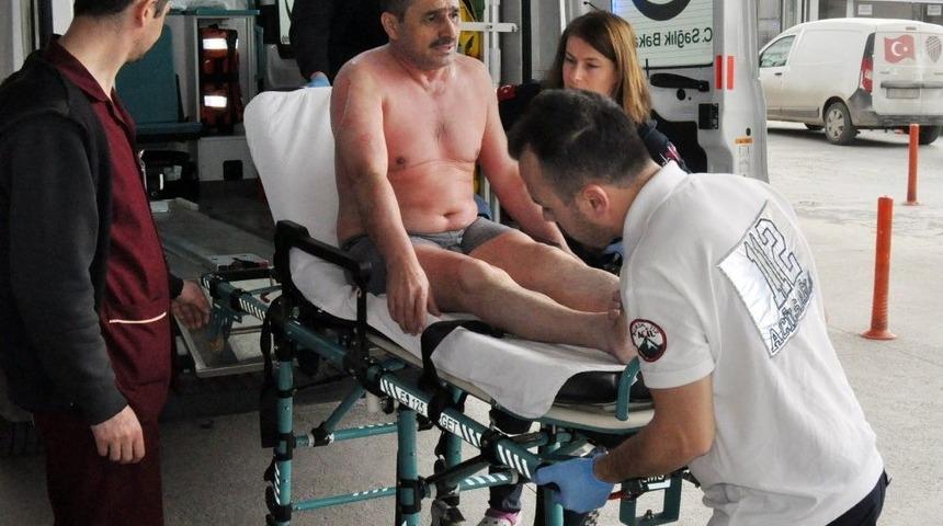 &Uuml;zerine Kimyasal Madde D&ouml;k&uuml;len İş&ccedil;i Yaralandı