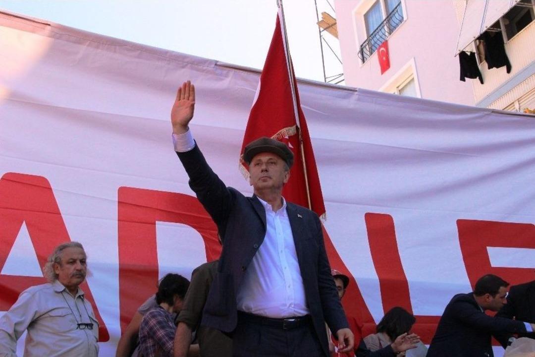 Muharrem İnce Kasketiyle Somalılara Seslendi