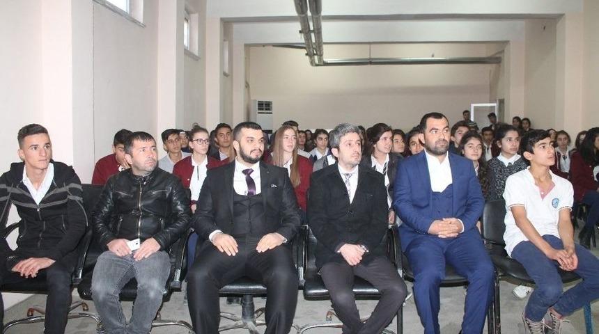 Silopi&rsquo;de Medeniyet Ve Şiir Adlı Seminer