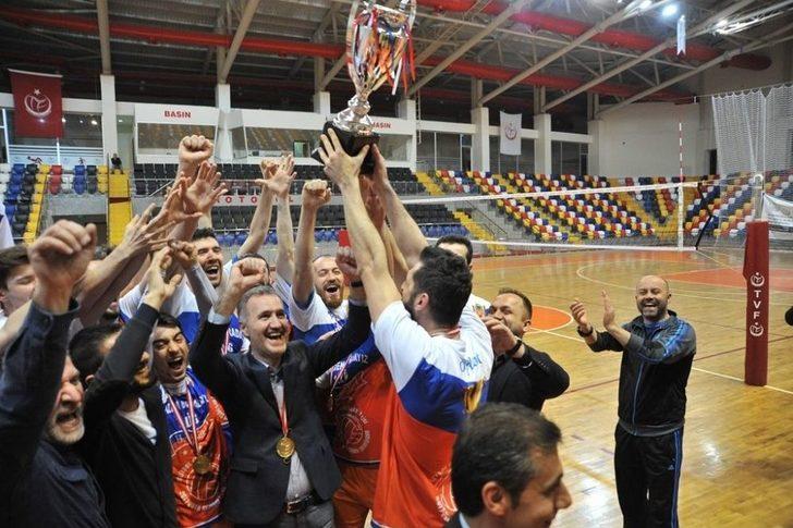 Oylat Kaplıcaları İnegöl Belediyespor Şampiyon Oldu G2