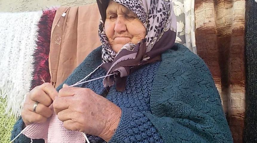 Muzaffer Nine El Emeği G&ouml;z Nuruyla Ge&ccedil;iniyor