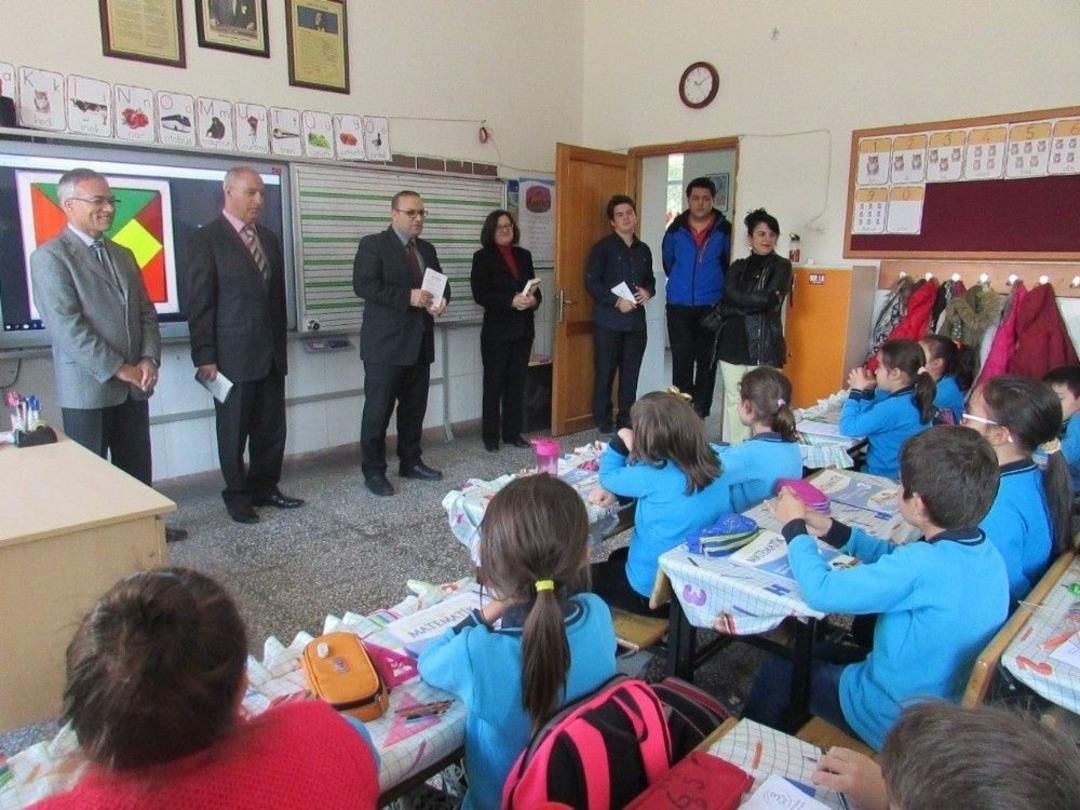 Burhaniye&rsquo;de Okul Ziyaretleri Devam Ediyor