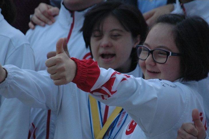 Down Sendromlular Futsal Milli Takımı Kahvaltıda Bir Araya Geldi G3