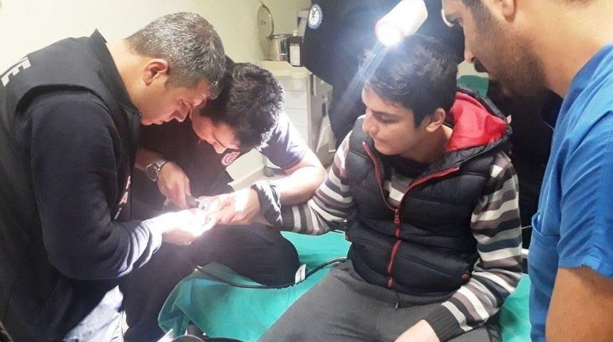 Yüzüğü Parmağına Sıkışınca İmdadına İtfaiye Yetişti