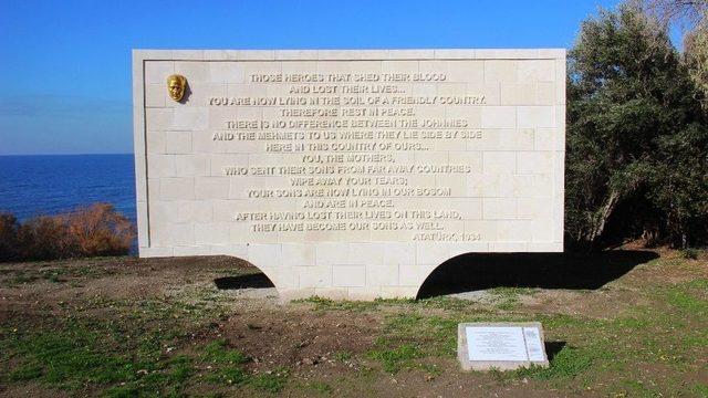 Atatürk’ün Anzaklar İçin Söylediği Sözlerin Bulunduğu Kitabe Yenilendi