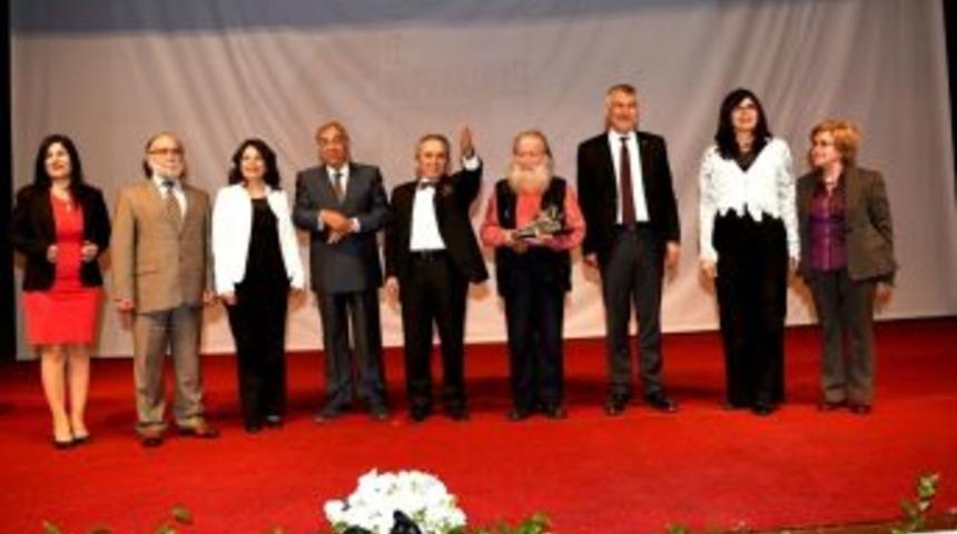 "&ccedil;ukurova &Ouml;d&uuml;l&uuml;" İsa &Ccedil;elik&rsquo;e Verildi