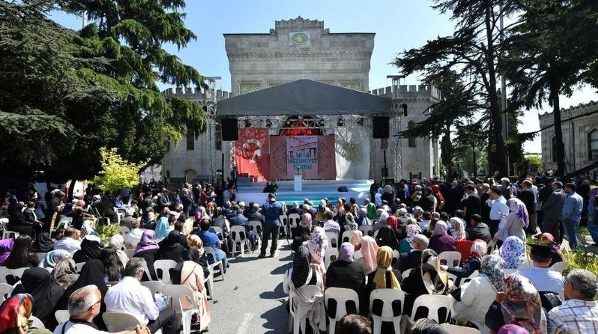 Diyanet İşleri Başkanı Erbaş, İlahiyat Fak&uuml;ltesi Mezunlarına Diplomalarını Verdi