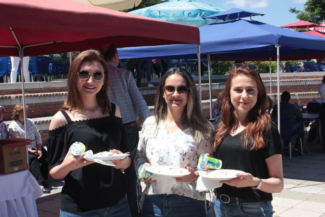 İibf Mezunları Pilav G&uuml;n&uuml;&rsquo;nde Buluştu