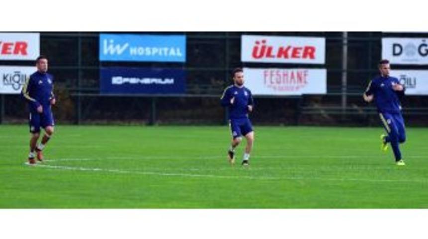 Fenerbah&ccedil;e&rsquo;de Sakat Oyunculardan İyi Haber Geldi