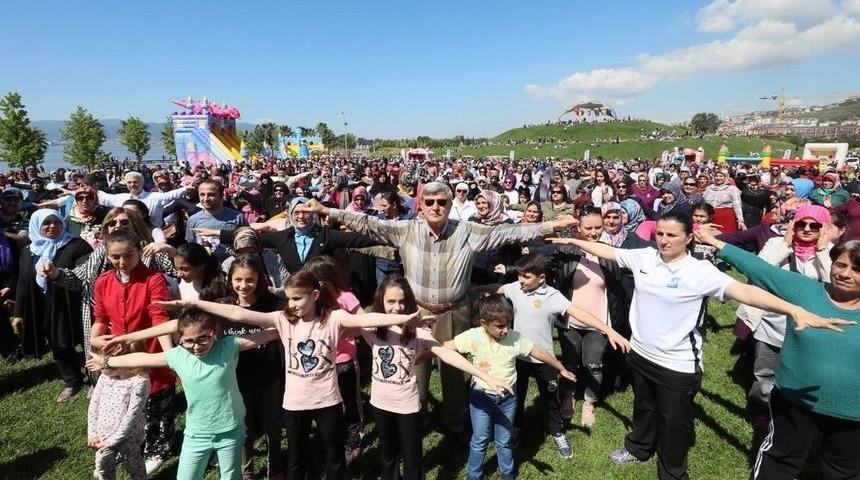 Kocaeli, Anneler G&uuml;n&uuml;&rsquo;n&uuml; Birlikte Kutladı