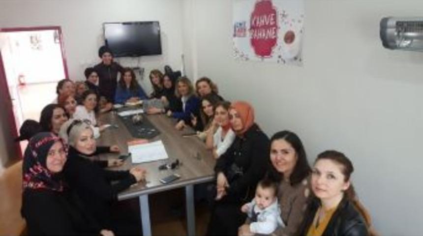 İzmit Kadın Meclisi, Kadın Esnafla Bir Araya Geldi