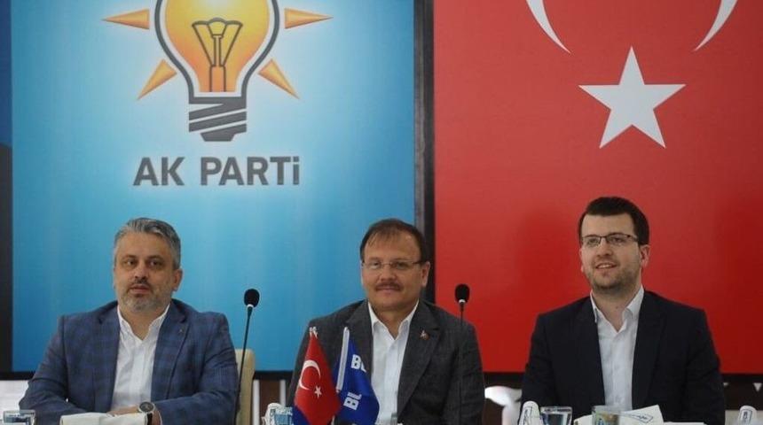 &Ccedil;avuşoğlu: &ldquo;gen&ccedil;liğin Enerjisi İle &Ccedil;ifte Bayram Yaşayacağız&rdquo;