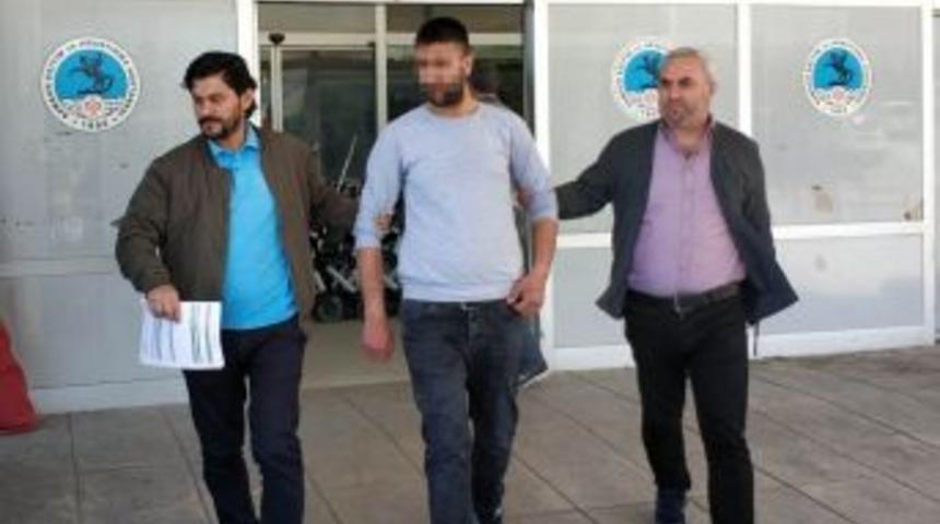 Samsun&rsquo;da Bı&ccedil;aklı Saldırı: 1 Yaralı