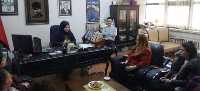 Ak Parti Kadın Kolları İl Başkanı Çelik Tyb Erzurum Şubesi’ni Ziyaret Etti
