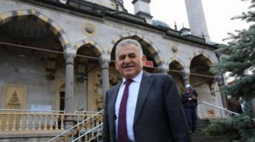 Başkan B&uuml;y&uuml;kkılı&ccedil;&rsquo;tan Regaib Kandili Mesajı