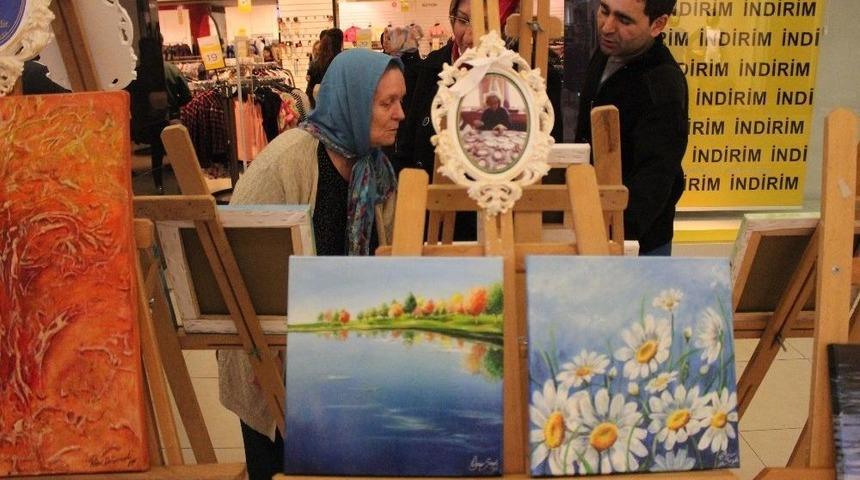 Huzurevi Sakinlerinin Eserleri Sergilendi