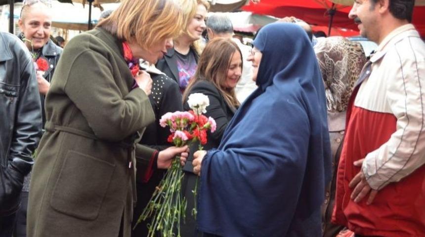 İyi Parti Anneleri Unutmadı