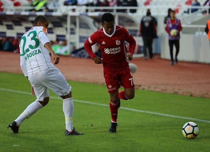 Spor Toto Süper Lig: Dg Sivasspor: 1 - Aytemiz Alanyaspor: 1 (ilk Yarı) G5