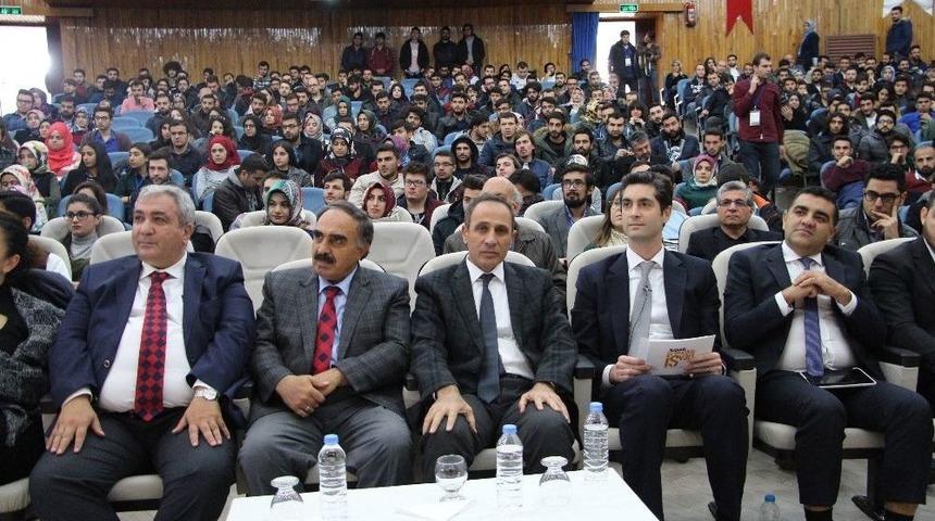 Elazığ&rsquo;da Girişimcilik Paneli D&uuml;zenlendi