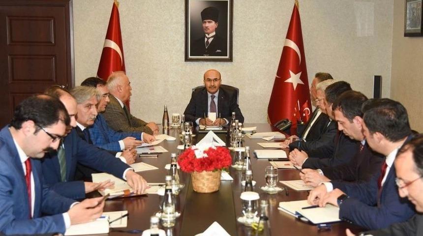 Vali Demirtaş, Kaymakamlarla Bir Araya Geldi