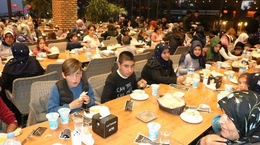 Şanlıurfa&rsquo;da Yetim Ve &Ouml;ks&uuml;zler Unutulmadı